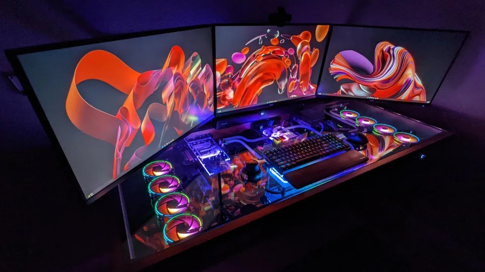 Architect Eric Maglio's gaming desk looks amazing.  The Reddit community thinks so too.  (Image source: Eric Maglio)