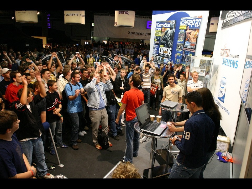 Der GameStar-Stand auf Games Convention 2006.