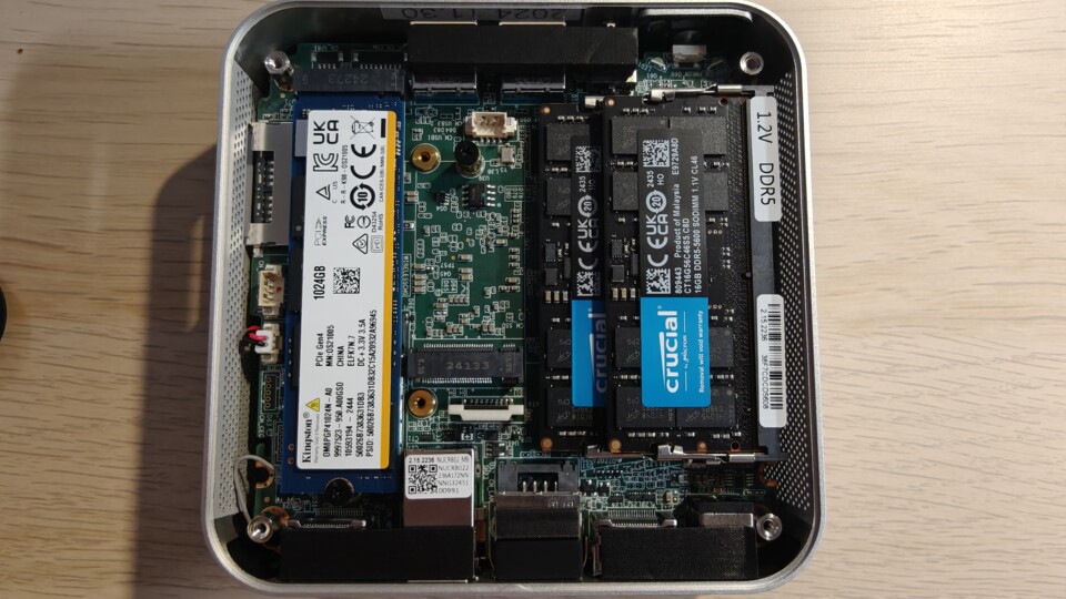 RAM, SSD und WLAN-Modul lassen sich leicht tauschen.