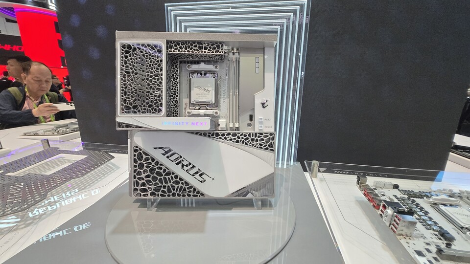 GIGABYTE feiert auf der Computex das 40-jährige Bestehen mit einer Flut ...