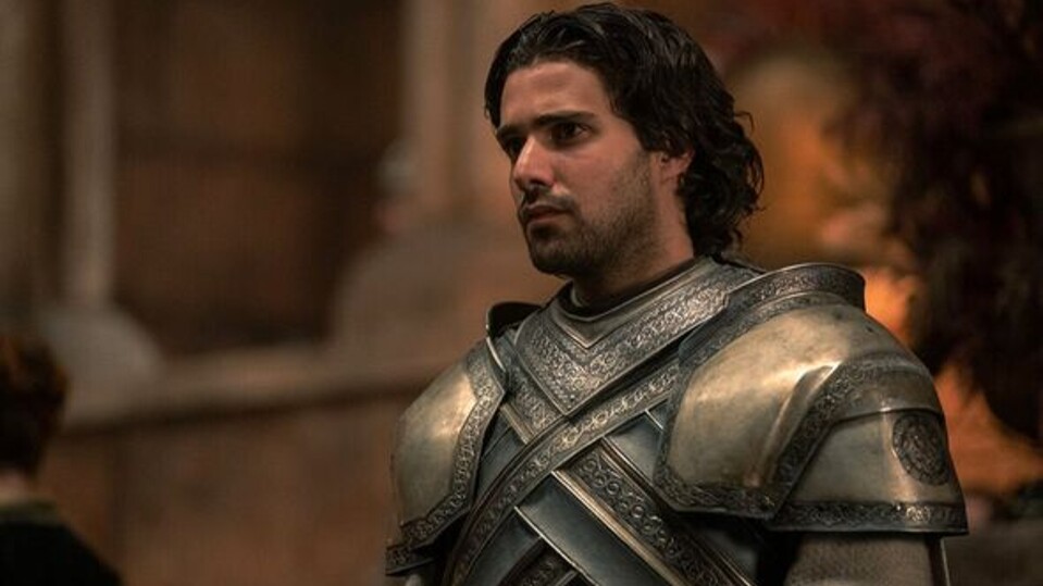 Niemand mag Criston, aber von seinem Talent als Krieger wird landesweit geschwärmt. Bildquelle: HBO