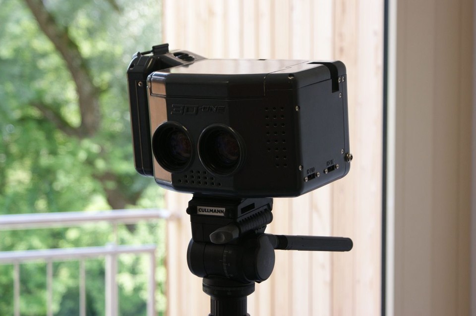 Spezielle 3D-Kameras mit zwei Linsen erstellen stereoskopisches Bildmaterial bereits bei der Aufnahme.