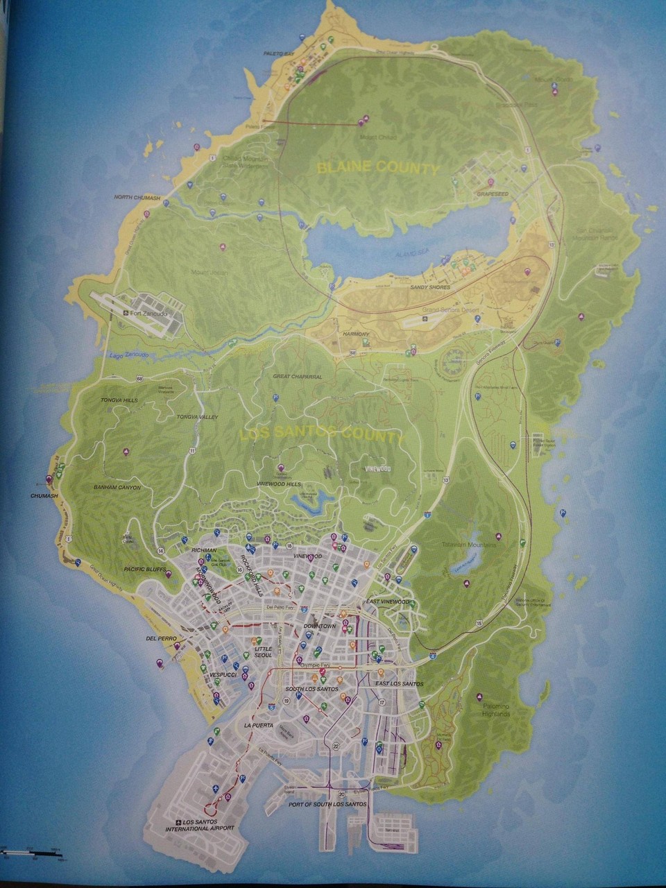 Im Internet kursiert derzeit ein Foto der Karte von Los Santos, die jedem Exemplar von Grand Theft Auto 5 als Poster beliegt.