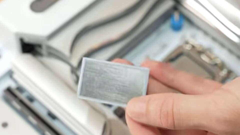 Wirkt unspektakulär wie ein simpler Aufkleber, ist aber Hightech. (Bild: Segotep)