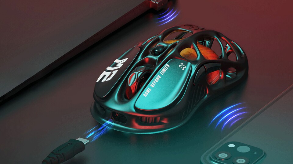 Ihr könnt die Gaming-Maus sowohl mit als auch ohne Kabel verwenden.