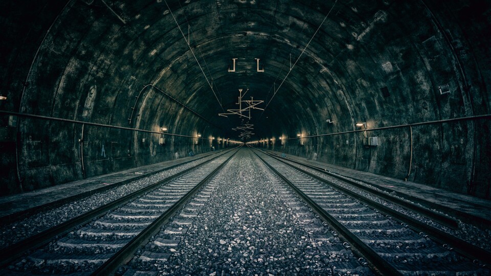 Das Bild zeigt nicht den Fehmarnbelt-Tunnel, es steht nur stellvertretend für Tunnel im Allgemeinen. (Bildquelle: PixabayTama66)