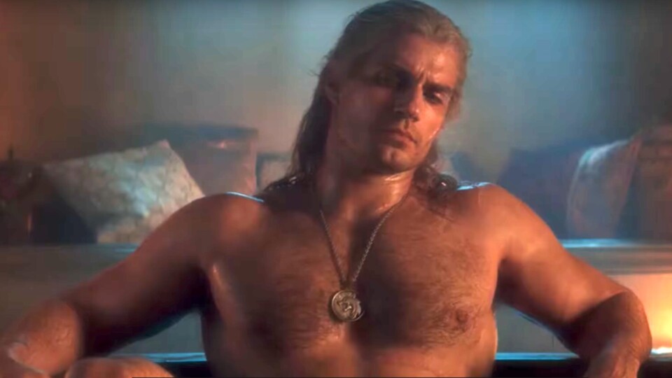 Henry Cavill als Geralt in der Badewanne, dort geht der Hexer nicht nur hin, um sauber zu werden. Der Schauspieler denkt darüber indes in Filmen anders. Bildquelle: Netflix