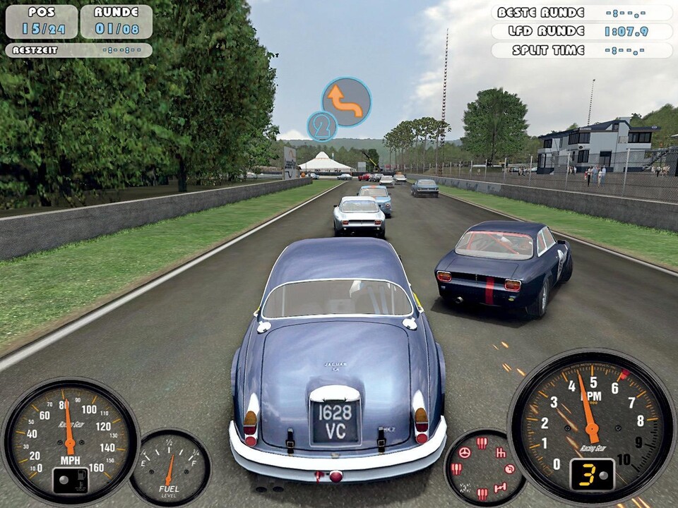 Mit zugeschalteten Fahrhilfen steuert sich GT Legends fast so simpel wie ein Need for Speed.