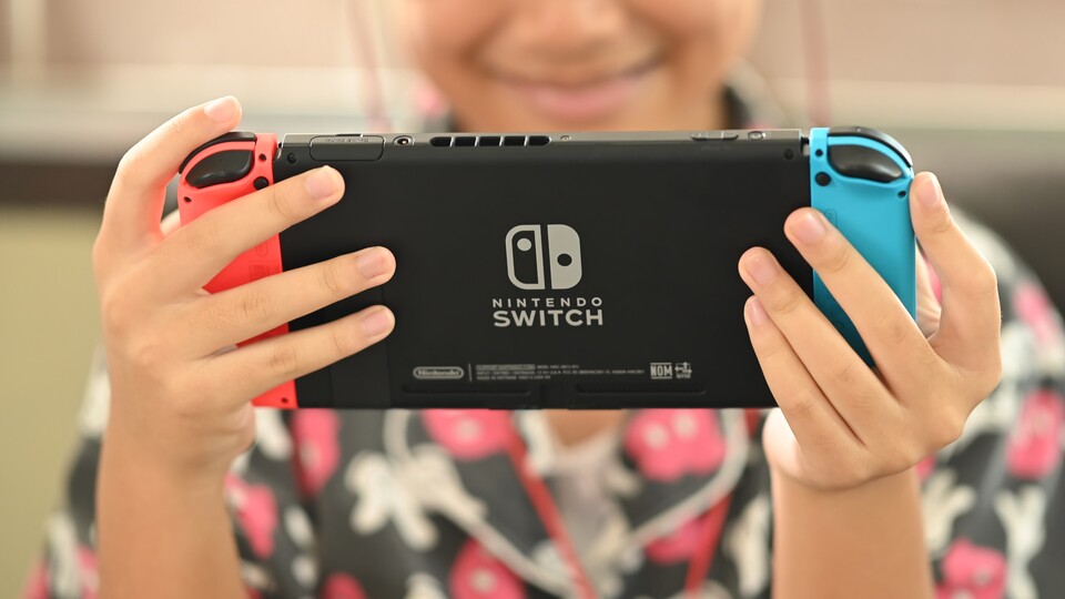 Wenn der Speicher eurer Nintendo Switch voll ist, kann es helfen, Spiele zu löschen. (Bild: stock.adobe.com - sodawhiskey)