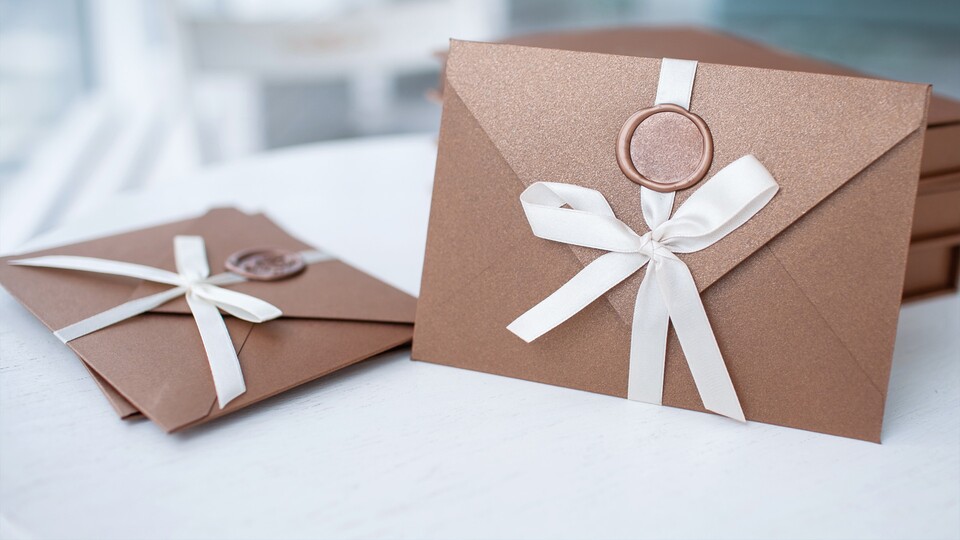 Gutscheine müssen kein unpersönliches Weihnachtsgeschenk sein.