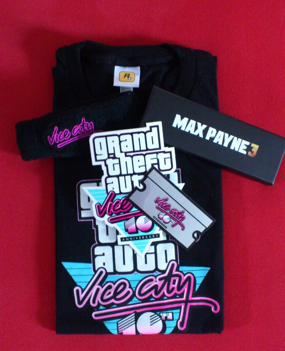 Der erste Preis: Ein GTA Vice City 10 Anniversary Paket.