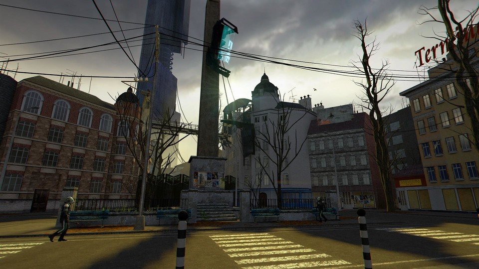 Half-Life 2 war die langersehnte Fortsetzung eines Shooter-Meilensteins und der Wegbereiter für Valves hauseigenen Online-Distributionskanal Steam. Die bequeme Art und Weise Spiele online zu kaufen und zu managen, machte Valve-Chef Gabe Newell zum Milliardär und revolutionierte den Spielemarkt.