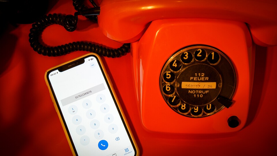 Nutzt ihr eine Fritz!Box? Dann könnt ihr euer altes Handy auch als Festnetztelefon verwenden. (Bild: GameStar Tech)
