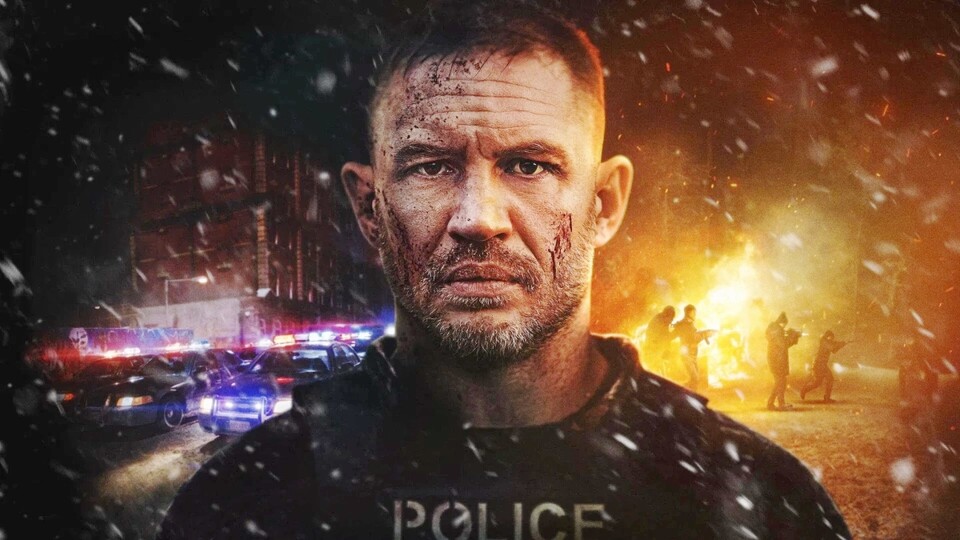 Tom Hardy kämpft in Havoc als gehärteter Polizist durch die Unterwelt. (Bild: Netflix)