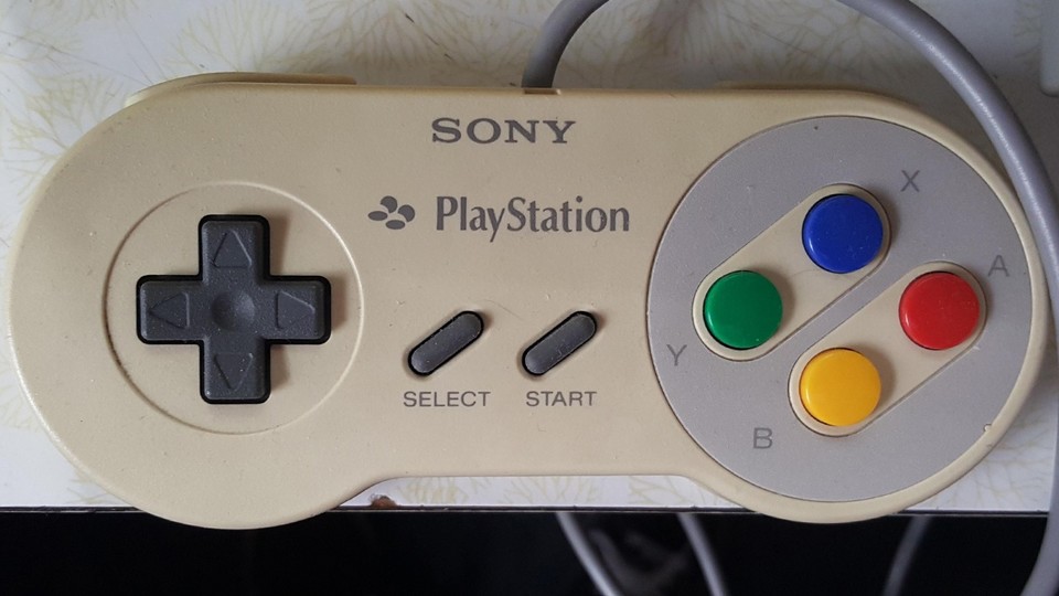 Der erste Prototyp der PlayStation entstand noch in Kooperation mit Nintendo.