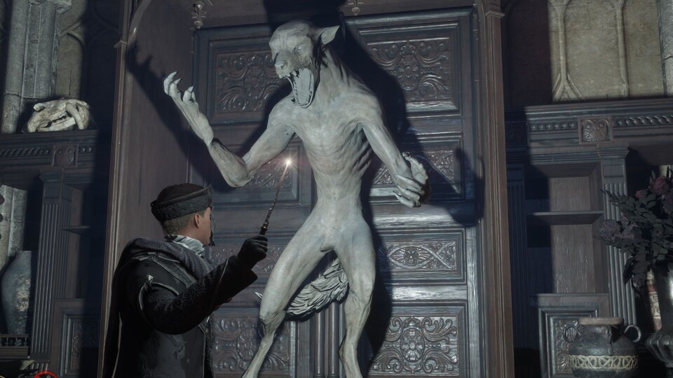 Auch diese Werwolf-Statue wartet auf euch im Dungeon von Hogwarts.