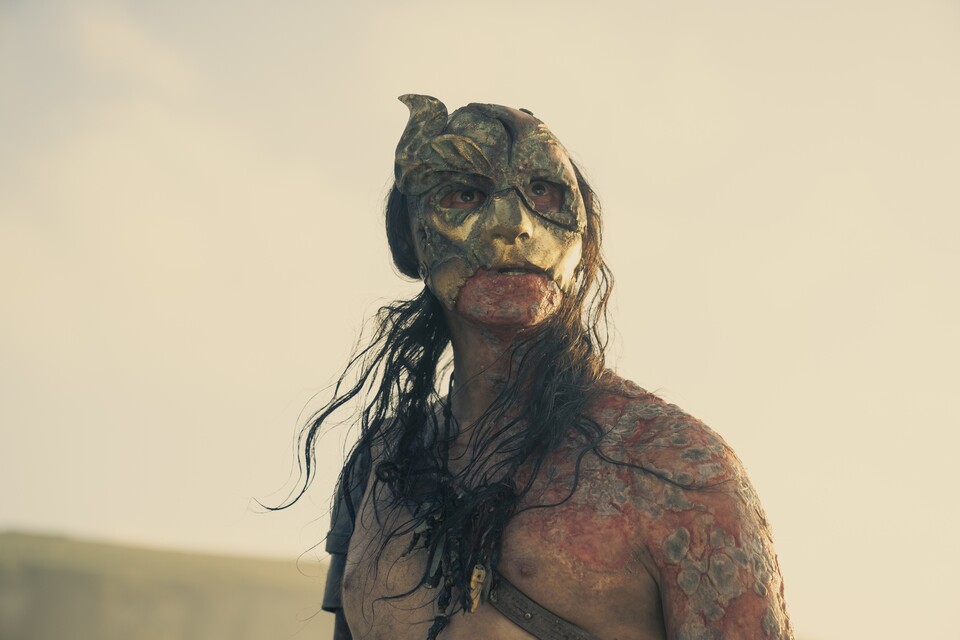 Auf den Trittsteinen herrschen Piraten, angeführt vom Krabbenspeiser Craghas Drahar. Quelle: HBO