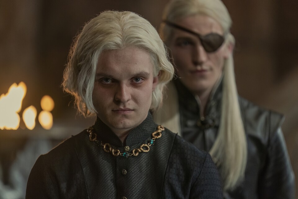 Königin Alicent glaubt, dass Viserys ihren Sohn Aegon auf dem Thron sehen will.