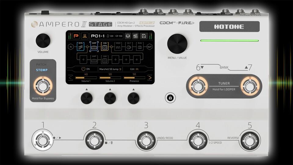 Über den Touchscreen könnt ihr euer digitales Pedalboard ganz einfach anpassen. Die Regler lassen euch alles feinjustieren.
