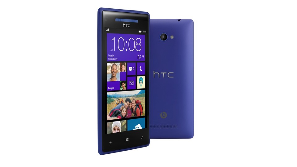 Optisch errinnert das HTC Windows Phone 8x an die Lumia-Smartphones von Nokia.