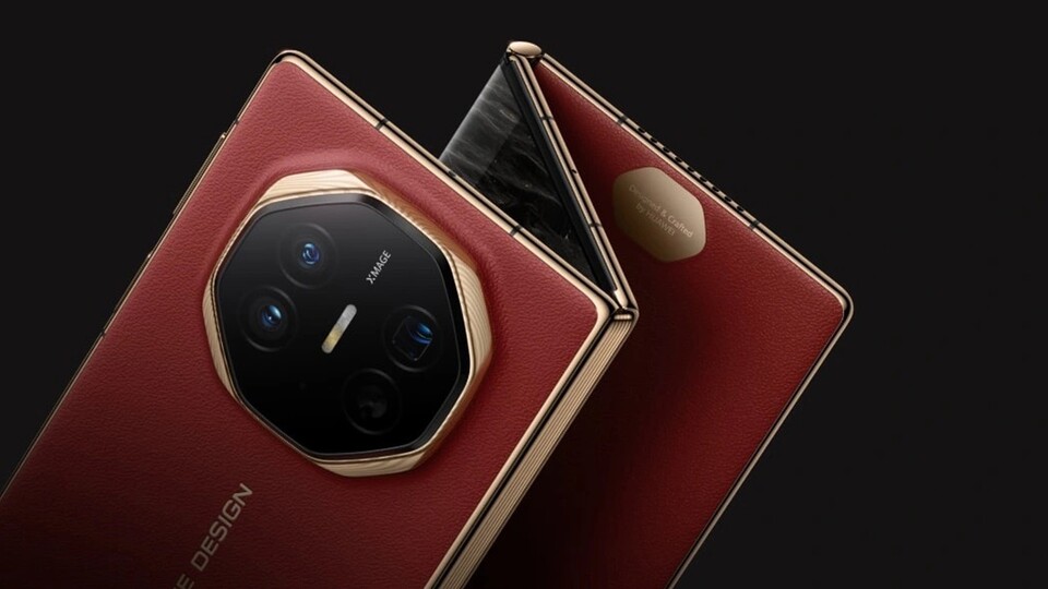 Das Huawei Mate XT besitzt zwei Scharniere.