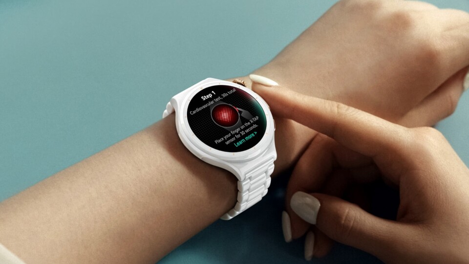Mit dem Titangehäuse und EN 13319-Standard macht die Huawei Watch GT 6 Pro selbst Freitauchgänge bis 40 Meter Tiefe mit.