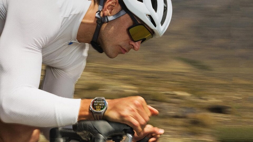 Die Huawei Watch GT 6 Pro legt ihren Fokus klar auf sportliches Radfahren.