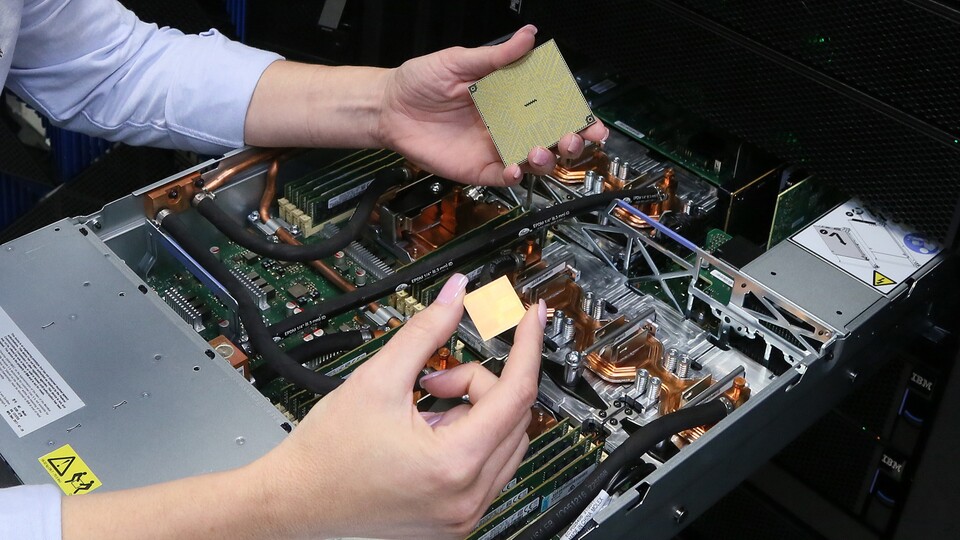 IBM bietet mit der Power9-Architektur sogar achtfaches Multithreading (SMT8).