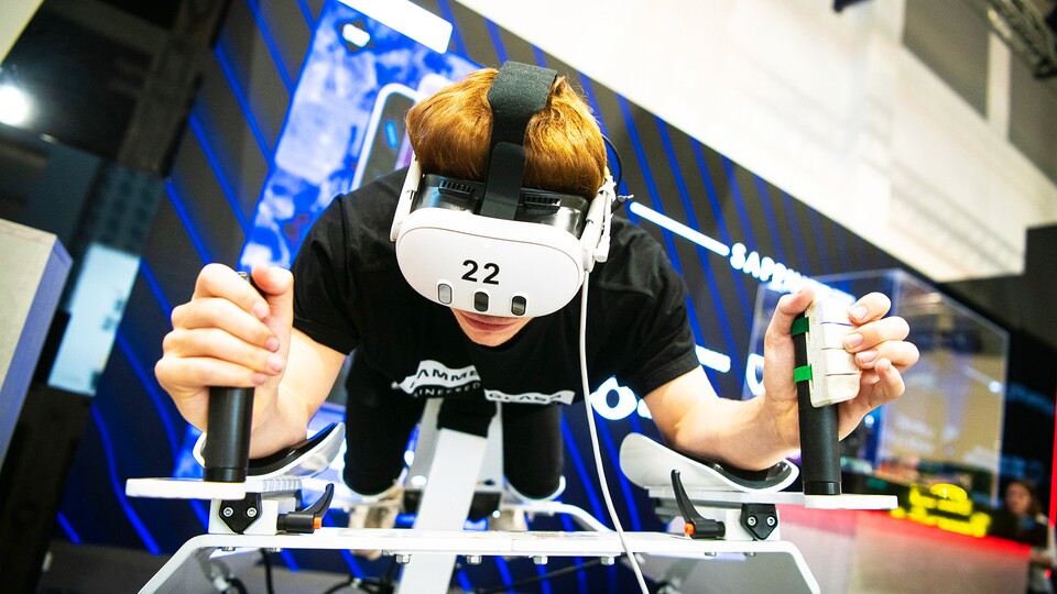 You can only experience such a setup at the IFA: my guess - fly virtual wingsuit or drive Batmans tumbler.