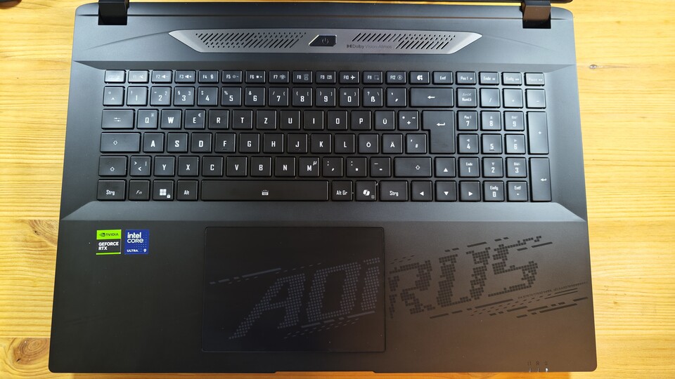 Die Tastatur des Master 18 bietet ein hervorragendes Tippgefühl und eignet sich nicht nur für Gamer.