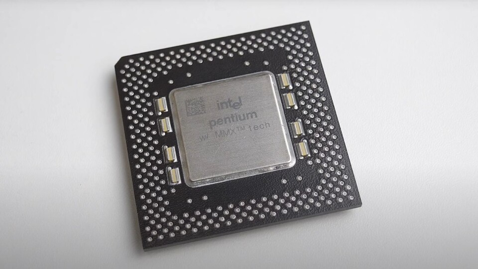 Es war nicht nur für Intel ein langer Weg vom Pentium MMX hin zu Multicore-Rechenmonstern wie dem Core i9. Mit den MMX-Erweiterungen begann das Zeitalter der leistungssteigernden Befehlssatzerweiterungen - x86-Tuning.