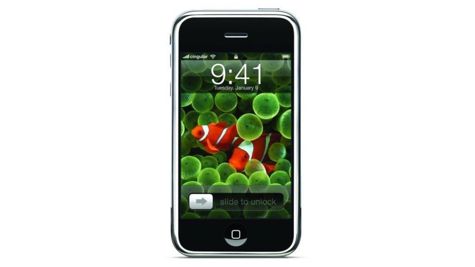 Das erste iPhone von 2007 revolutionierte die Technik-Welt. Und mal ehrlich, wer wollte diesen coolen Unlock-Slider damals nicht auf seinem Handy haben?
