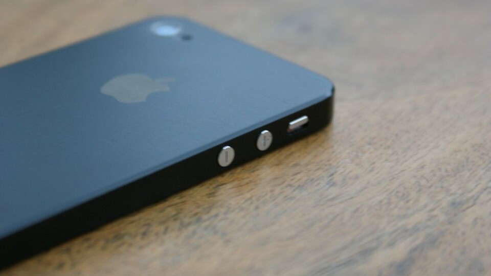 Das Apple wieder zur Metall-Rückseite des ersten iPhone zurückkehrt scheint immer wahrscheinlicher (Bild von chrisbrownie91 auf flickr.com).