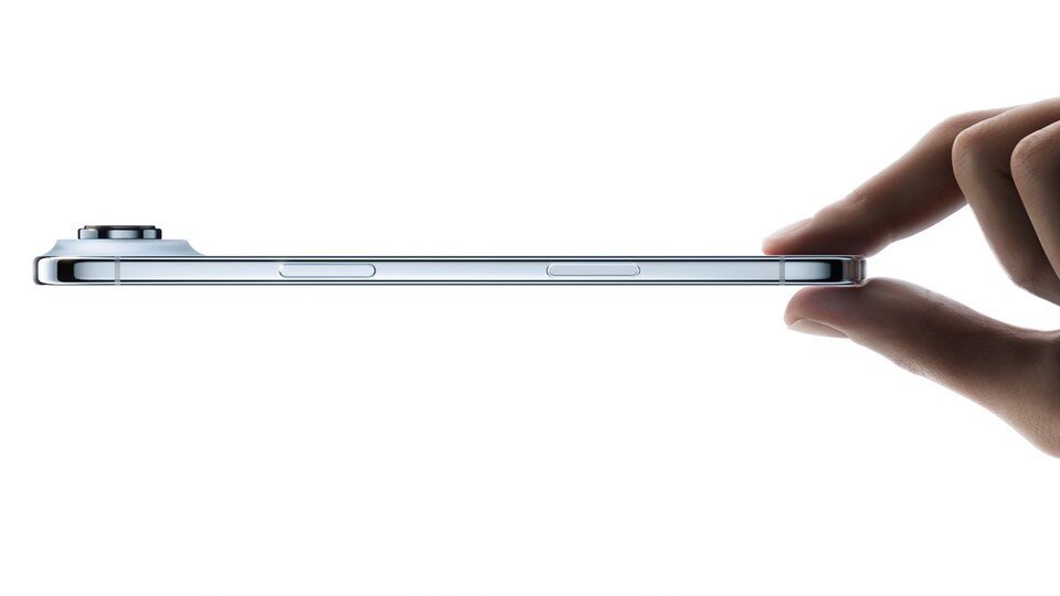 Das iPhone Air ist sehr dünn, was allerdings auch mit Kompromissen verbunden ist. (Bildquelle: Apple)