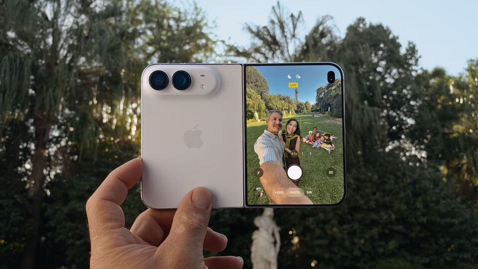 Das iPhoen Duo kommt mit zwei Kameras auf der Rückseite und zwei Selfie-Kameras. (Bildquelle: Apple)