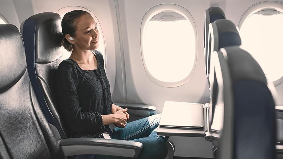 Selbst ein startendes Flugzeug werdet ihr mit diesen Earbuds so gut wie nicht wahrnehmen.