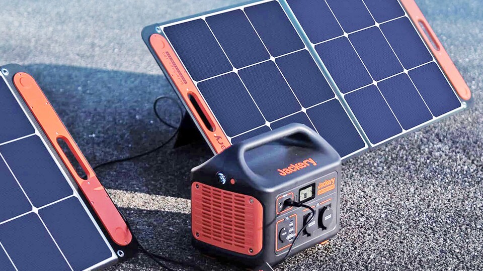 Beim Paket mit 100W-Solarpanel spart ihr aktuell auch starke 230 €!
