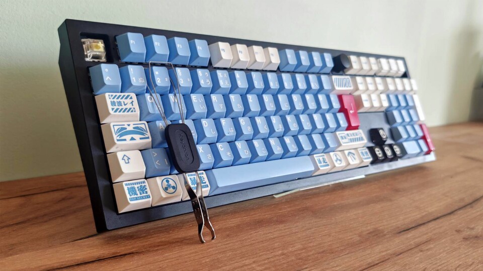 Das Einbauen von Schaltern und Tastenkappen ist mit »Hot-Swap« kinderleicht. Wenn ihr auf das Bild klickt, kommt ihr zu einem Artikel, der beschreibt, was das ist. (Bildquelle: Jusuf HaticGameStar Tech)