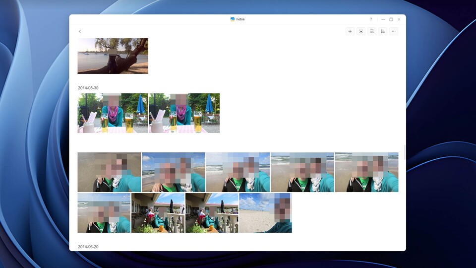 Die KI liegt bei der Motiv-Auswahl nicht immer richtig. Hier haben sich zwischen Strandbilder Fotos aus einem Biergarten eingeschlichen. Im Großen und Ganzen sind die Ergebnisse für mich aber zufriedenstellend.