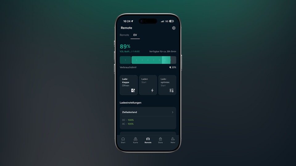 In der Kia-App sehe ich, wie viel Kilowatt gerade via Vehicle-to-Load verbraucht werden und wie lange der Akku dieser Last noch standhalten würde, bis er leergesaugt ist.