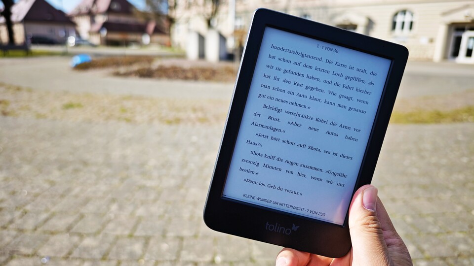 Der Tolino ist ein offener E-Reader mit Anbindung zu deutschen Buchhändlern. (Bildquelle: Duy Linh DinhGameStar Tech)