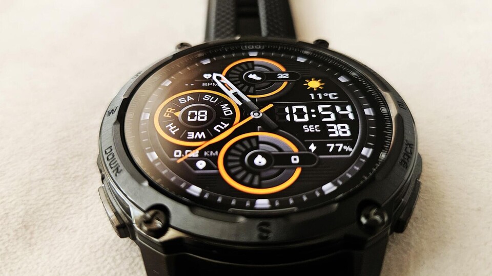 Früher setzte man auf Langlebigkeit, heute auf Schnick Schnack und Aussehen. Diese Smartwatch von Kospet bringt die alte Mentalität wieder zum Vorschein und das in Verbindung mit neuster Technik.
