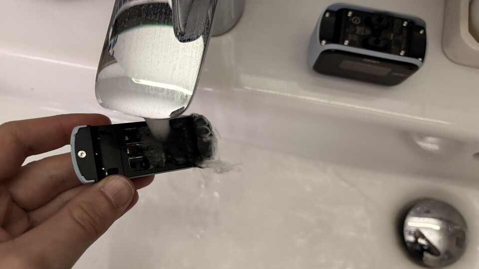 Der Kopf des P3 lässt sich magnetisch leicht abnehmen. Komfortabler geht es nicht,
