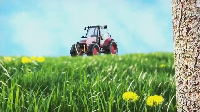 Landwirtschafts Gigant - Trailer ansehen