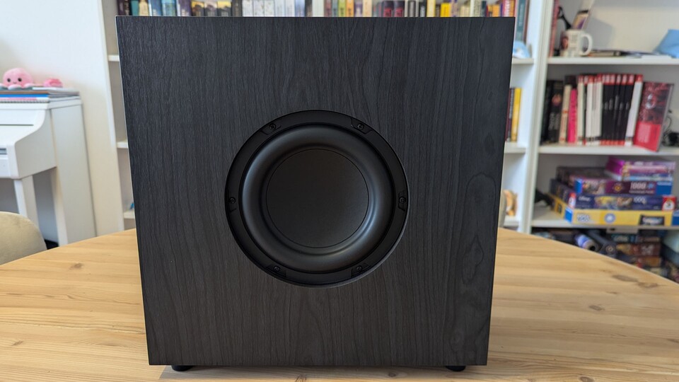 Ein Subwoofer ist eine tolle Möglichkeit, den Bass an eurem PC in die Höhe zu schrauben.