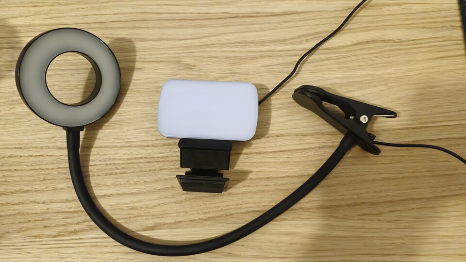 Ein Bild von meiner Deckenlampe habe ich mir jetzt mal gespart.