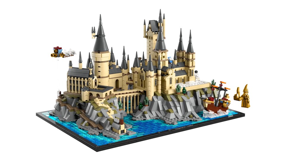 Dank überraschend vieler Steine ist das Hogwarts Schloss schön detailliert und auf einen Maßstab, der in jedes Zimmer passt.