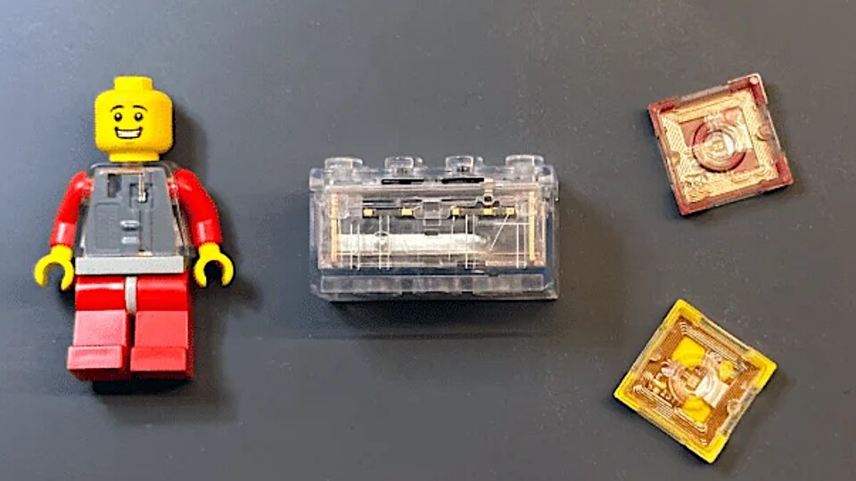 Hier sehen Sie die Technologie hinter dem Kunststoff.