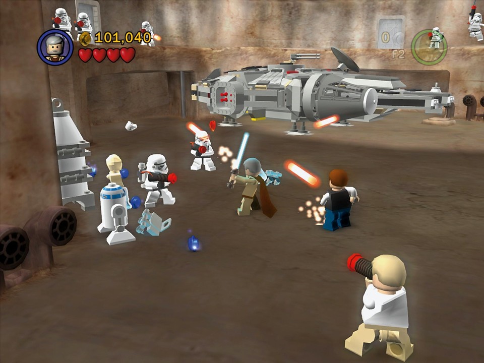 Als Obi-Wan Kenobi verteidigen wir Han Solos rasenden Falken gegen zahlreiche imperiale Sturmtruppen.