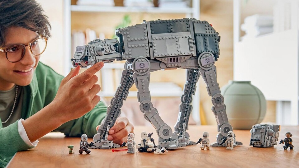 Das neue LEGO-Set zu Mandalorian und Grogu hat fast 1.500 Klemmbausteine und kostet weniger als 10 Cent pro Stein.